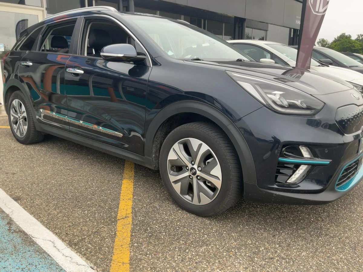 Kia Niro 64kw/204hp/Premium, снимка 5 - Автомобили и джипове - 55080055