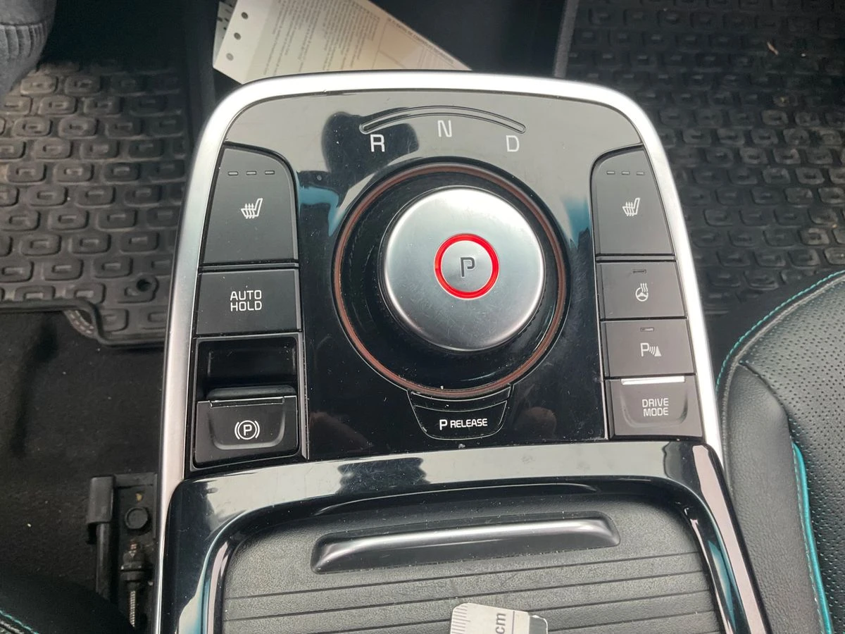 Kia Niro 64kw/204hp/Premium, снимка 12 - Автомобили и джипове - 55080055
