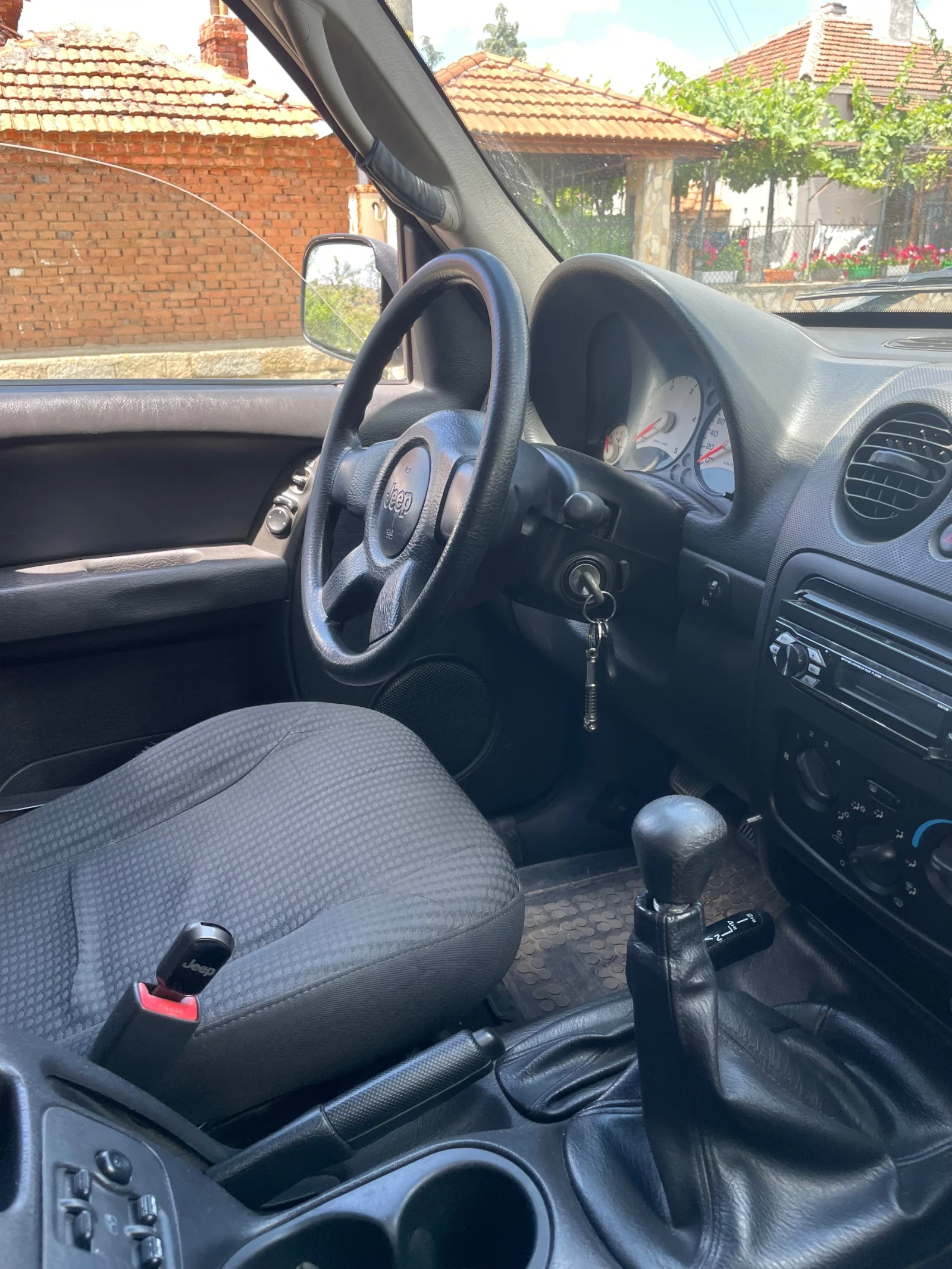 Jeep Cherokee, снимка 7 - Автомобили и джипове - 55100397