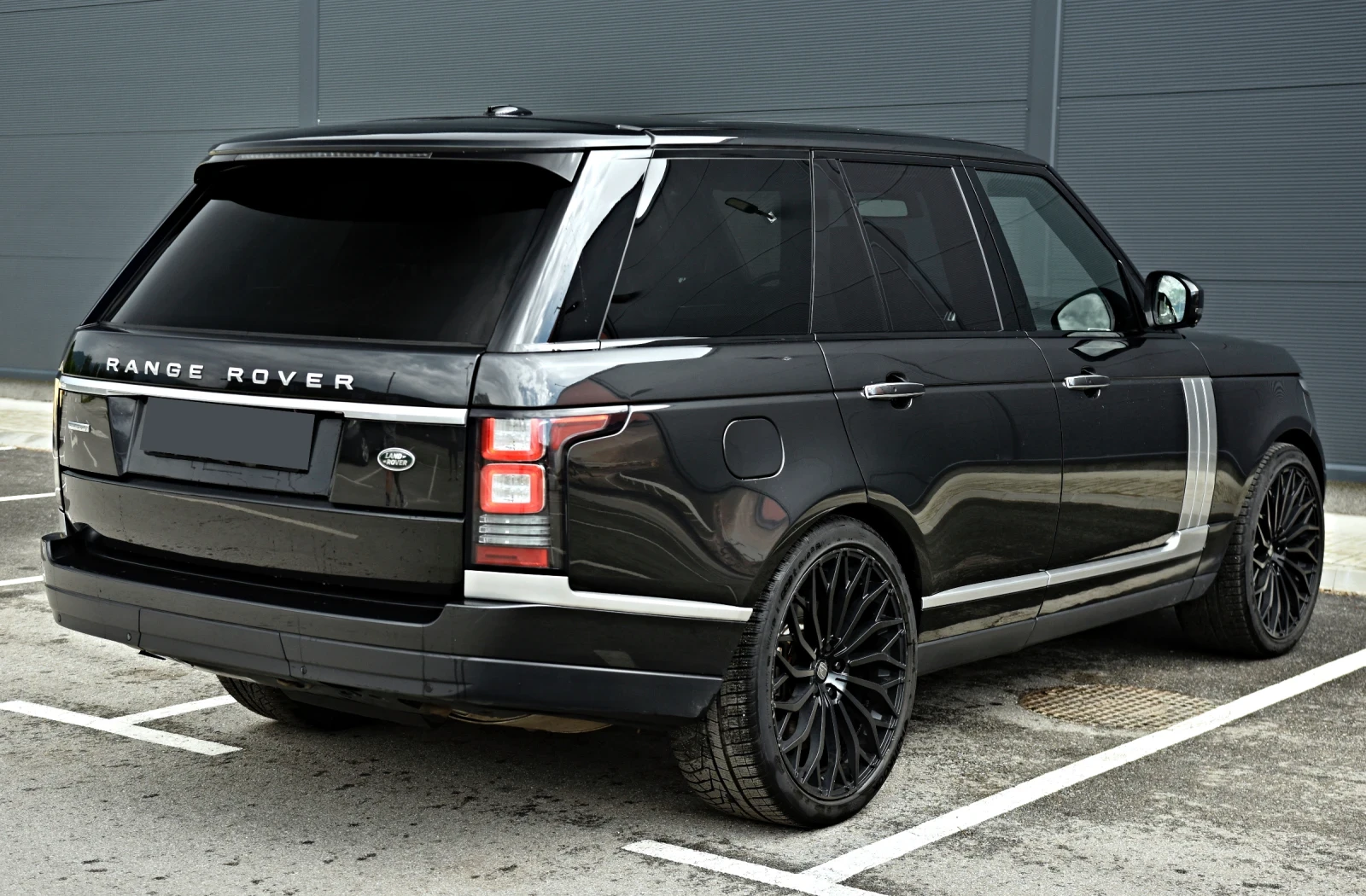 Land Rover Range rover 4.4SDV8/AUTOBIOGRAPHY/FULLEXTRAS/ЛИЗИНГ, снимка 5 - Автомобили и джипове - 55710421