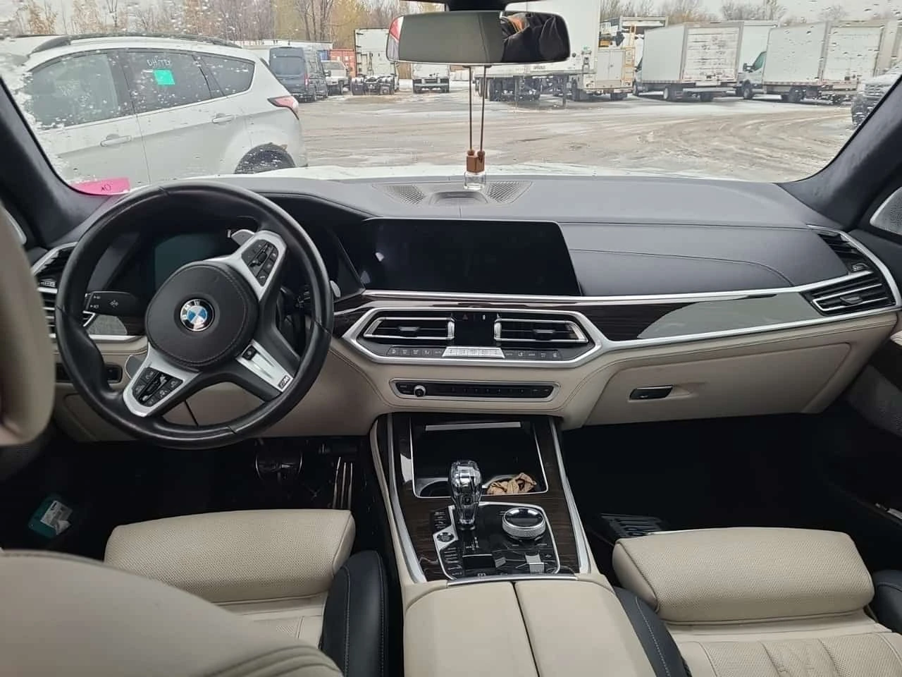 BMW X7 * M50I * CARFAX * , снимка 10 - Автомобили и джипове - 56672620