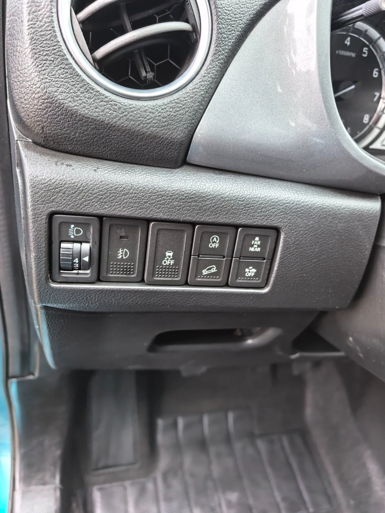 Suzuki Vitara 1.6 i 4WD, снимка 10 - Автомобили и джипове - 56746899
