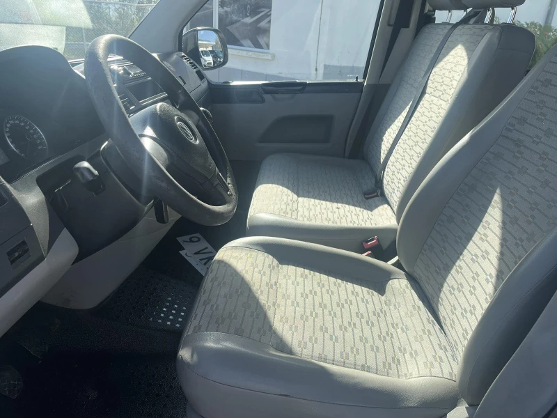 VW Transporter 6местен KLIMA, снимка 9 - Бусове и автобуси - 47463259