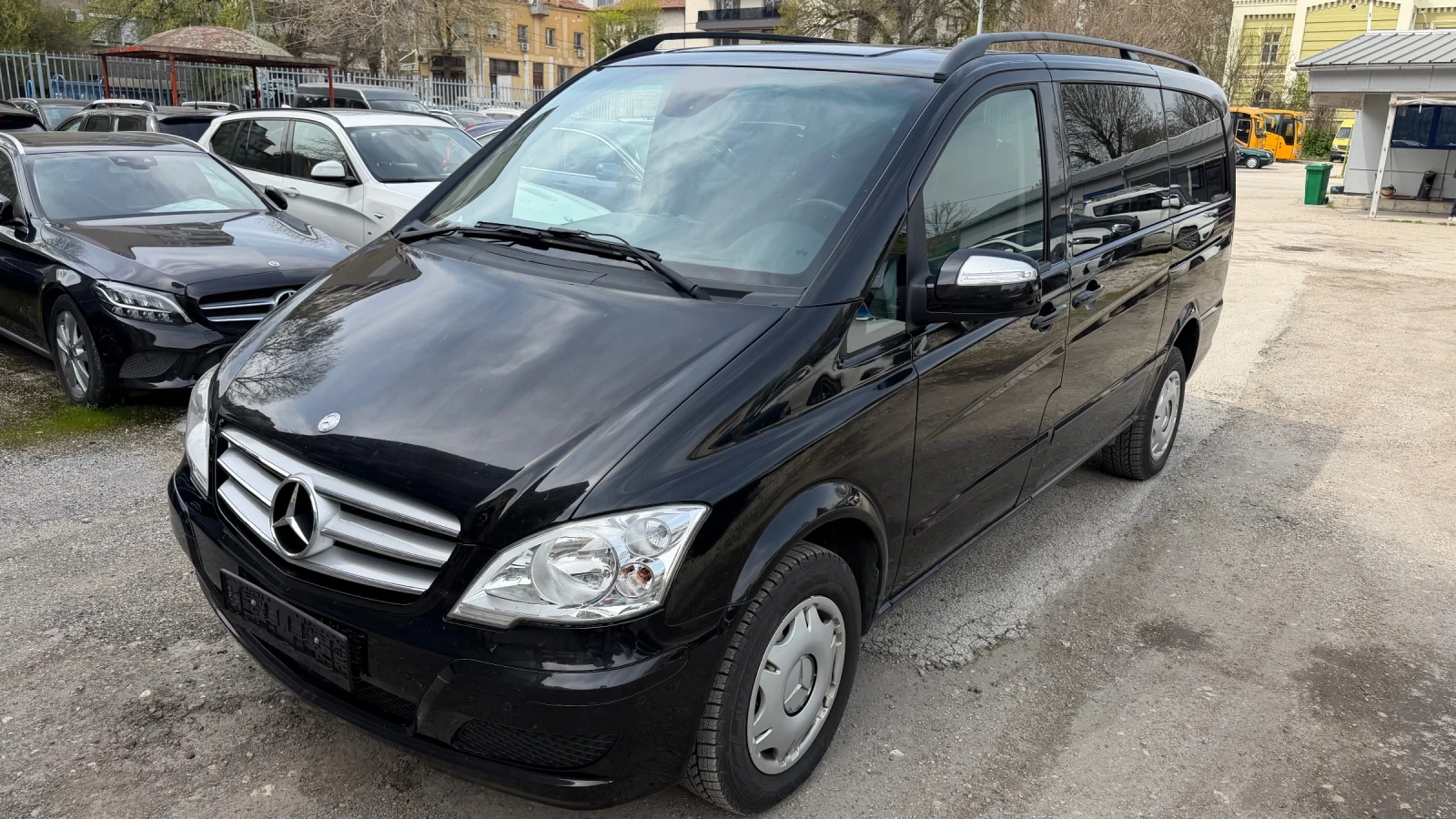 Mercedes-Benz Viano 2.2CDi, 4x4, ШВЕЙЦАРИЯ, снимка 7 - Бусове и автобуси - 54195313