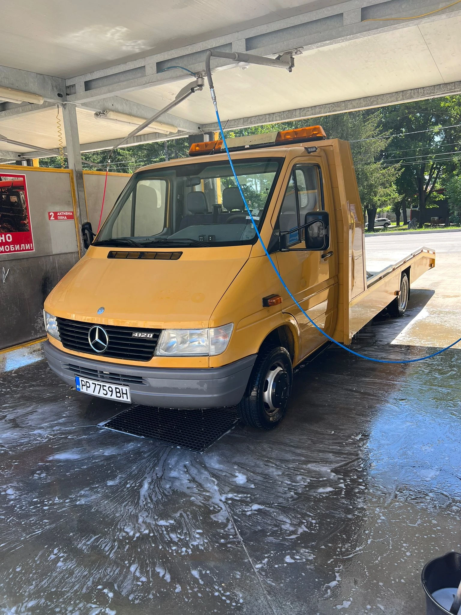 Mercedes-Benz 412