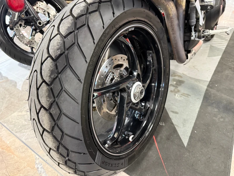 Triumph Speed Triple 1050S, снимка 7 - Мотоциклети и мототехника - 51026577