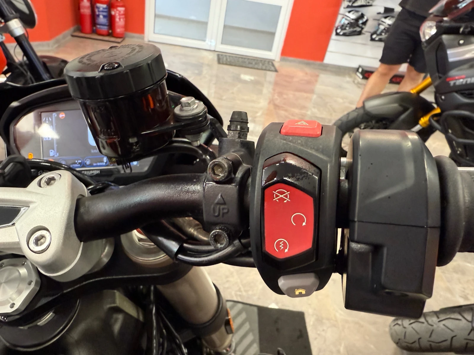 Triumph Speed Triple 1050S | Mobile.bg   14