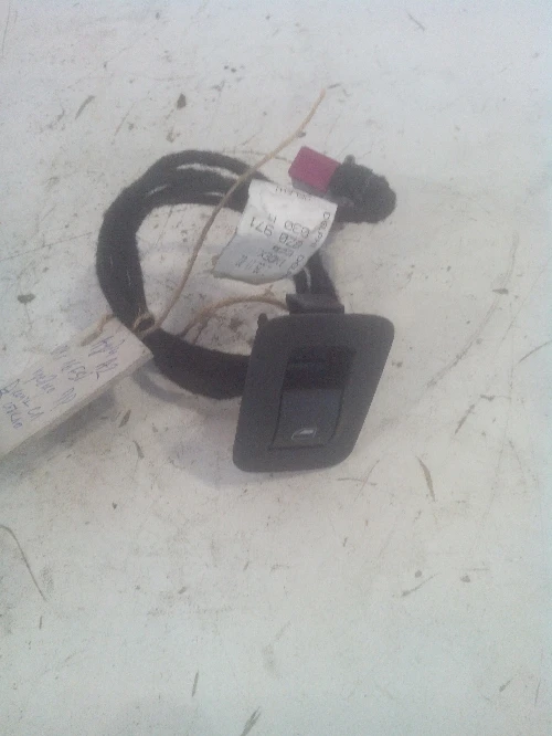 Копче ел.стъкло Ауди А2 предно дясно