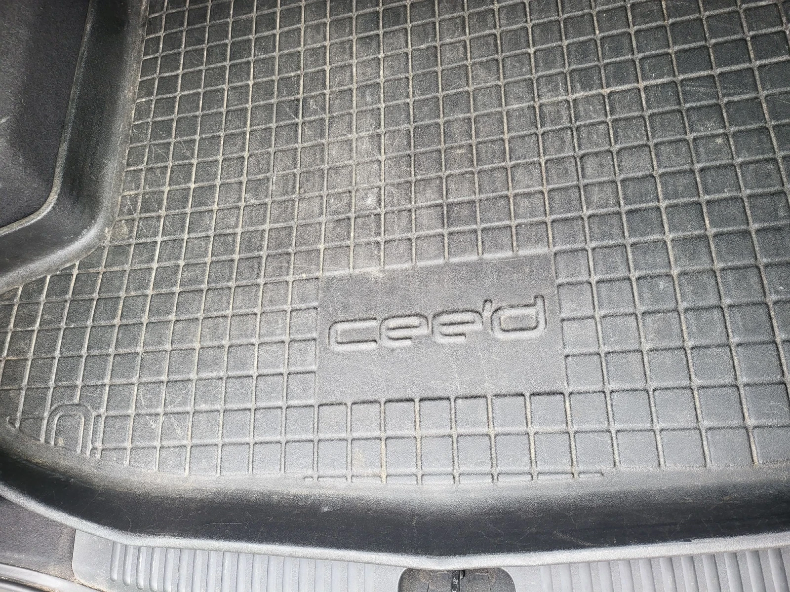 �������� ���������� ��������� ������ �� �������� �� Kia Ceed ����� 2006 - 2012 �. | Mobile.bg � ����������� 2