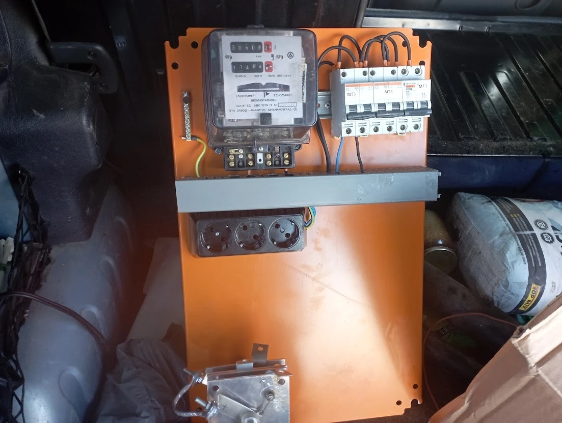   - ,   ""    +  -   | Mobile.bg   3