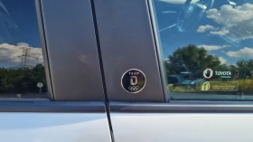 Toyota Corolla 1.8Hibrid TEAM DEUTSCHLAND, снимка 10