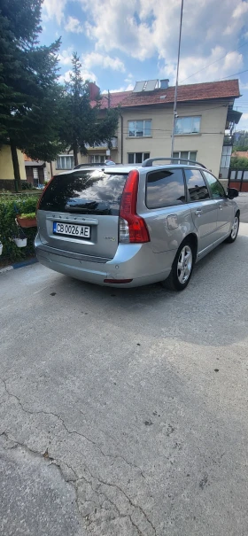 Обява за продажба на Volvo V50 6 ск. ~7 150 лв. - изображение 3