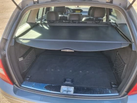 Mercedes-Benz C 200, снимка 10