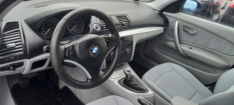 BMW 118 2.0 d 143hp, снимка 11 - Автомобили и джипове - 40093892