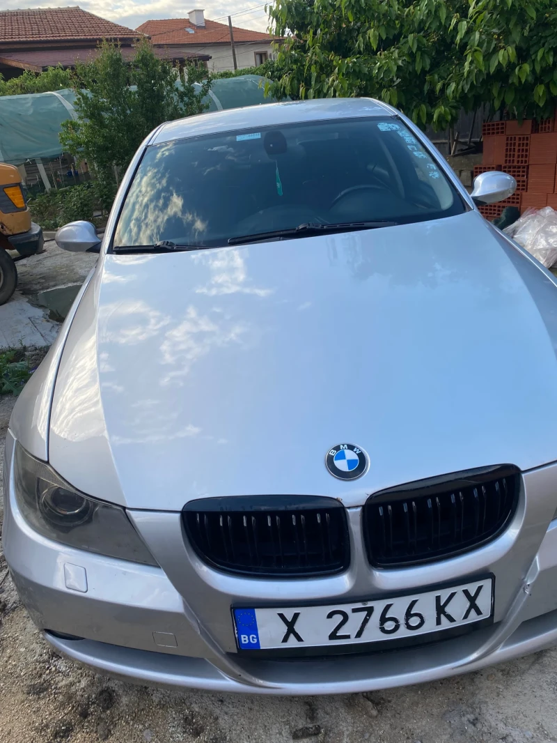 BMW 320 Е90, снимка 4 - Автомобили и джипове - 47720771