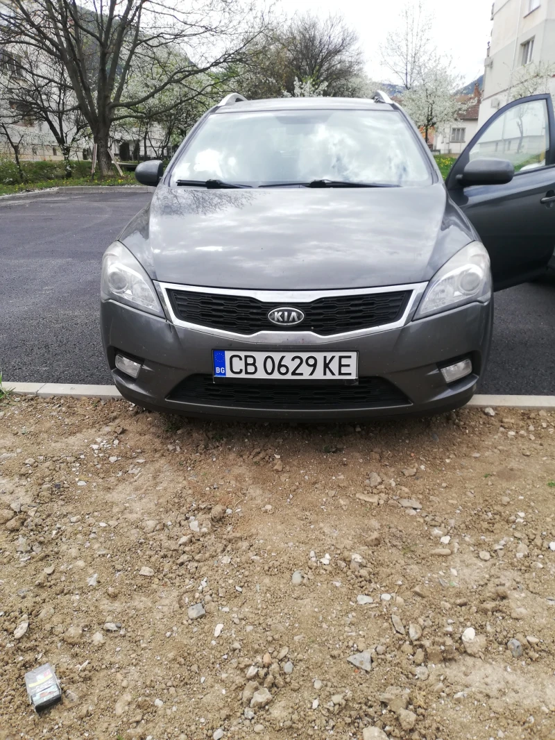 Kia Ceed, снимка 1 - Автомобили и джипове - 47801710