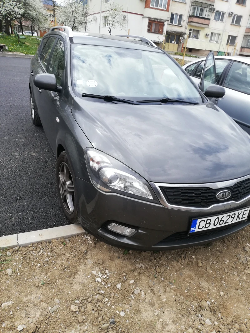 Kia Ceed, снимка 2 - Автомобили и джипове - 47801710