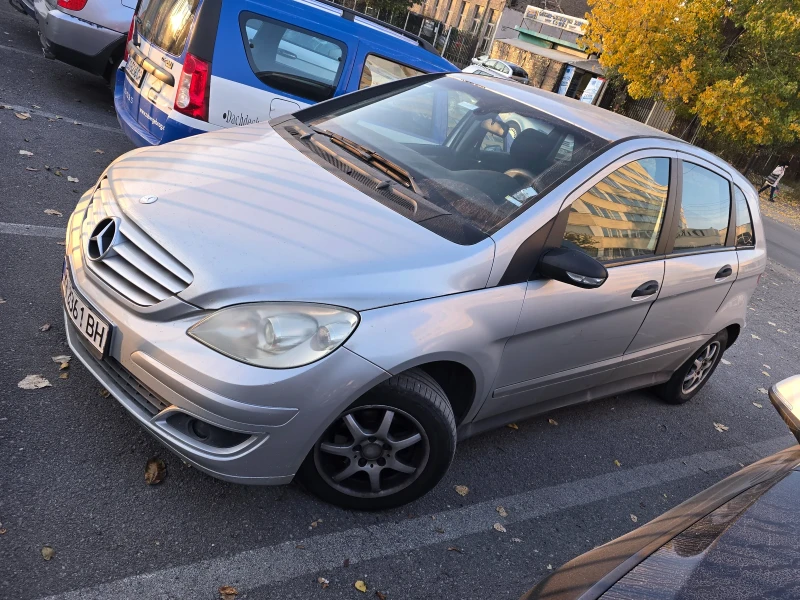 Mercedes-Benz B 170 Обслужен/223 хил.км/гуми и джанти КОМПЛЕКТ 8бр!, снимка 1 - Автомобили и джипове - 47851926