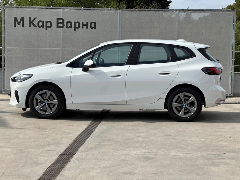 BMW 218 Актив Турър, снимка 3 - Автомобили и джипове - 49087623