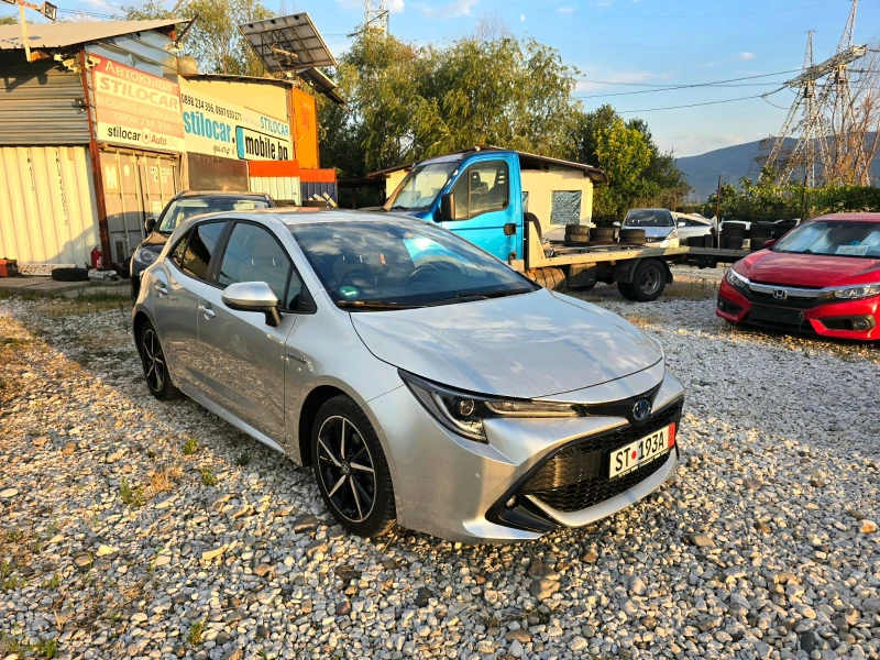 Toyota Corolla 1.8Hibrid TEAM DEUTSCHLAND, снимка 2 - Автомобили и джипове - 51264246