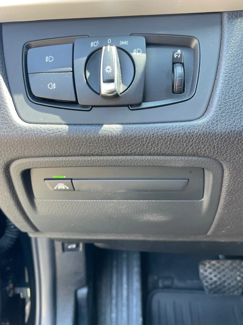 BMW 320, снимка 10 - Автомобили и джипове - 52308472