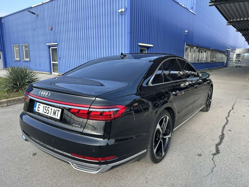 Audi A8 5.0 TFSI, снимка 2 - Автомобили и джипове - 51745386