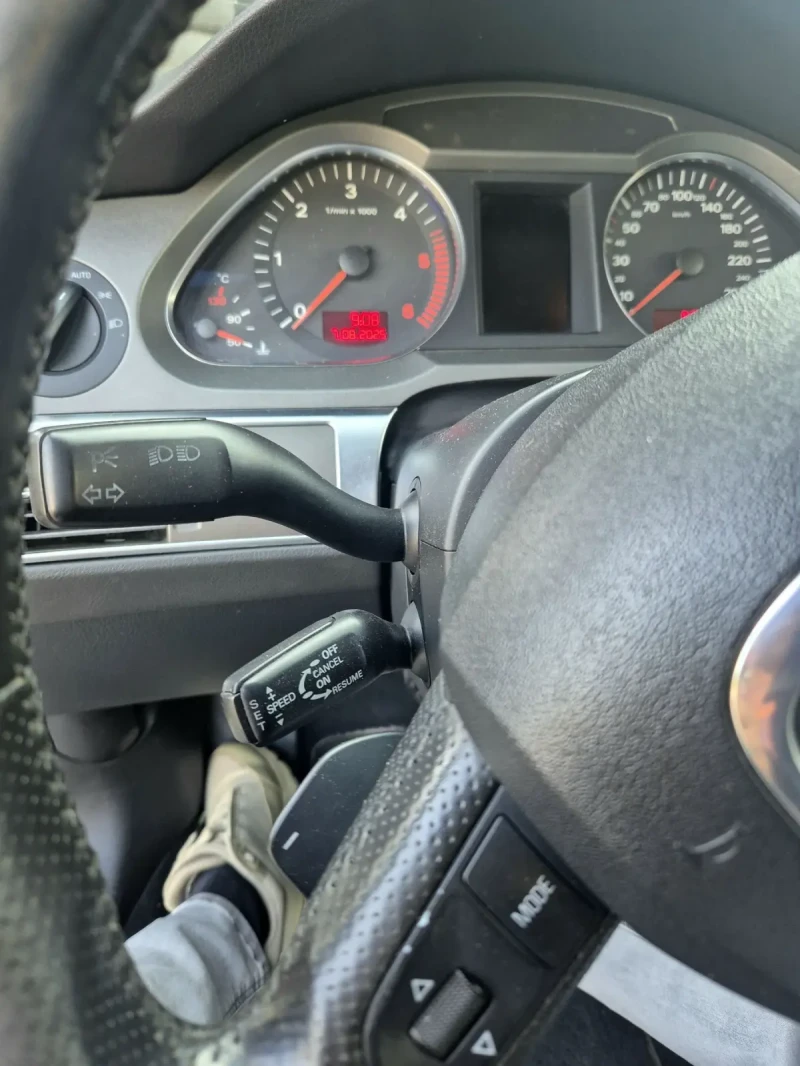 Audi A6 3.0 TDI Quattro , снимка 10 - Автомобили и джипове - 52588478