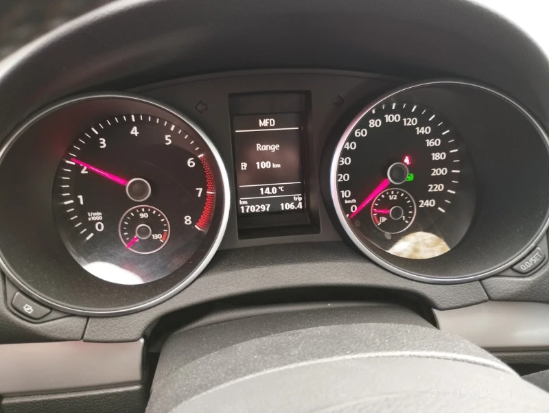 VW Golf, снимка 13 - Автомобили и джипове - 52614612