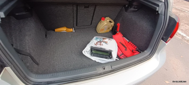 VW Golf, снимка 11 - Автомобили и джипове - 52614612