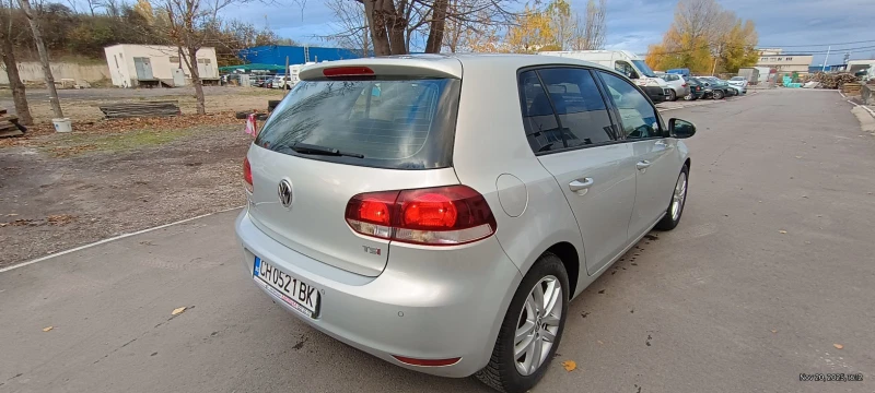 VW Golf, снимка 4 - Автомобили и джипове - 52614612