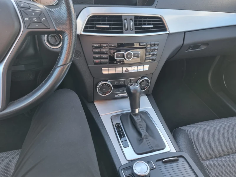 Mercedes-Benz C 200, снимка 7 - Автомобили и джипове - 52958482