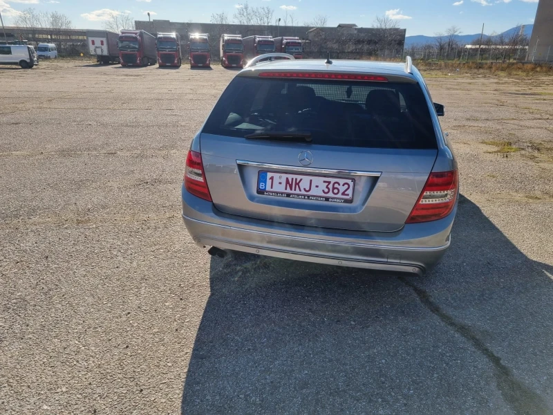 Mercedes-Benz C 200, снимка 4 - Автомобили и джипове - 52958482