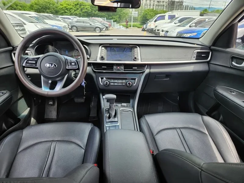Kia K5 2.0 Lpi Deluxe, снимка 9 - Автомобили и джипове - 56355283
