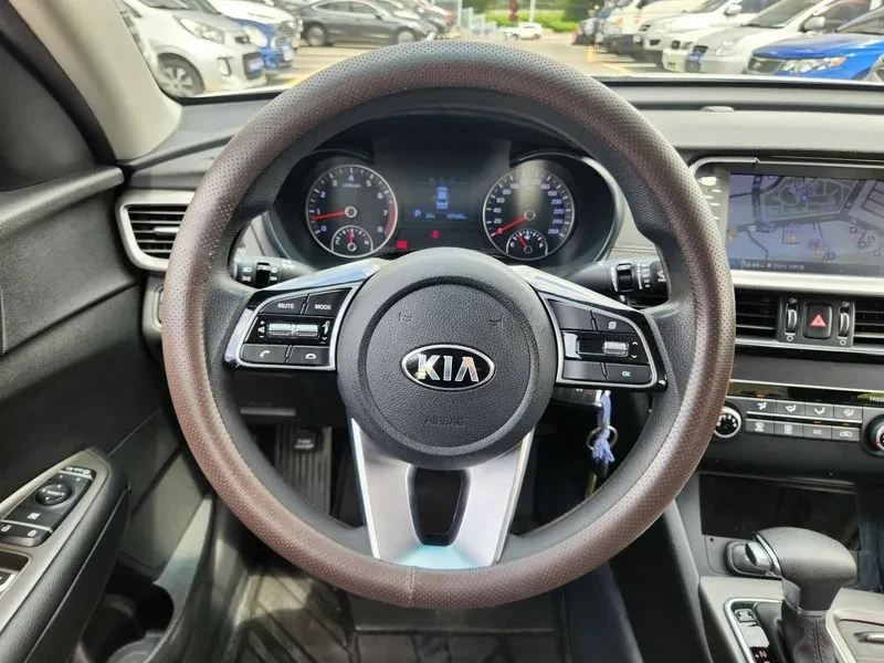 Kia K5 2.0 Lpi Deluxe, снимка 10 - Автомобили и джипове - 56355283