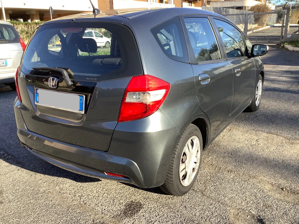 Honda Jazz 1.4 GPL - изображение 4