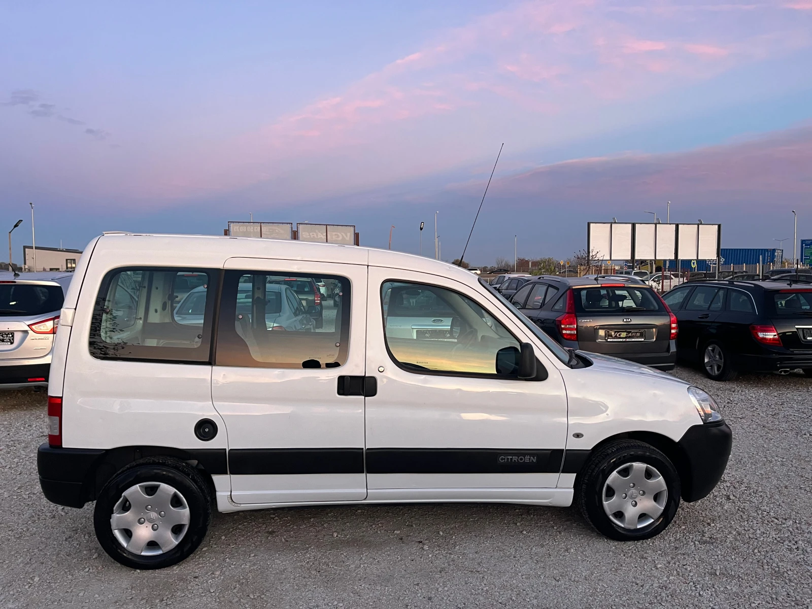 Citroen Berlingo 1.4i, 75ck, ЛИЗИНГ - изображение 8