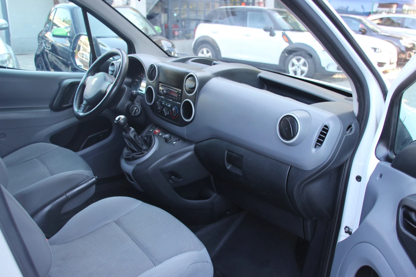 Peugeot Partner 1.6 HDI С РЕГИСТРАЦИЯ     - изображение 10