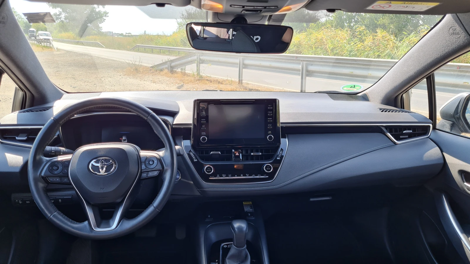 Toyota Corolla 1.8Hibrid TEAM DEUTSCHLAND | Mobile.bg   12