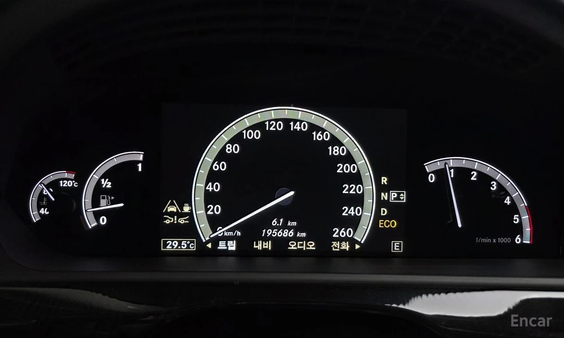 Mercedes-Benz S 350  - изображение 8