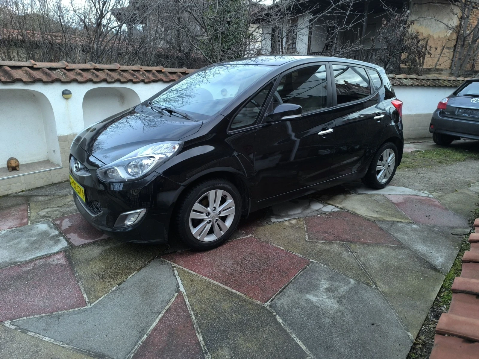 Hyundai Ix20 1.6 - изображение 2