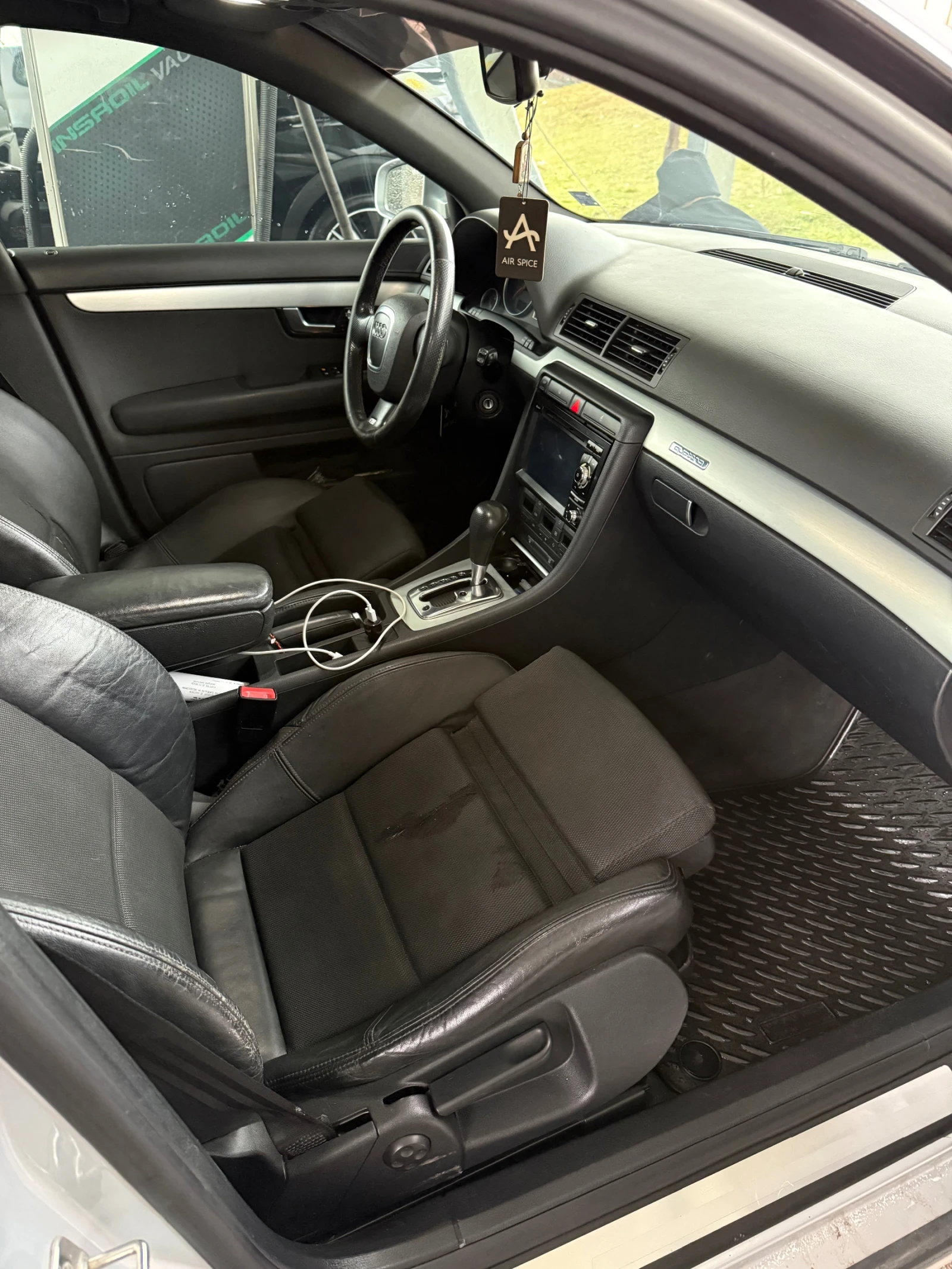 Audi A4  - изображение 10