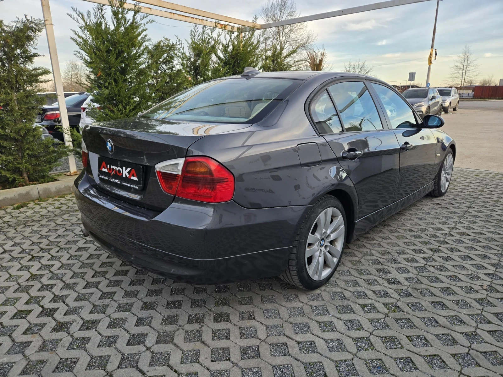 BMW 320 2.0D-163кс= АВТОМАТ= НАВИ= КСЕНОН= ПОДГРЕВ= FULL - изображение 3
