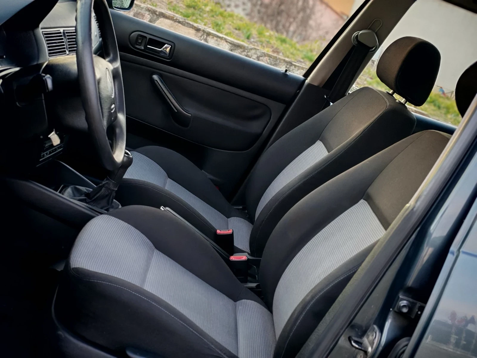 VW Golf 1.9TDI* НОВ ВНОС* , снимка 11 - Автомобили и джипове - 53773279