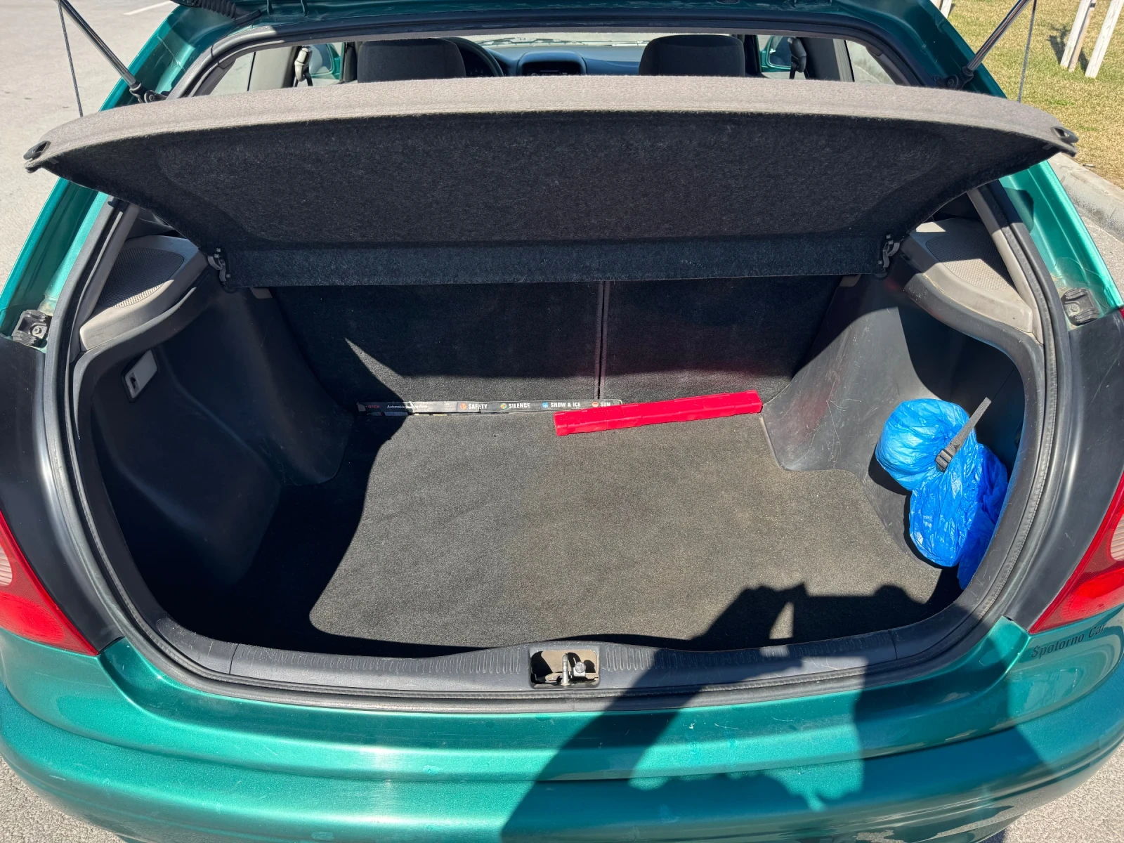 Toyota Corolla 1.4 , снимка 12 - Автомобили и джипове - 53800037