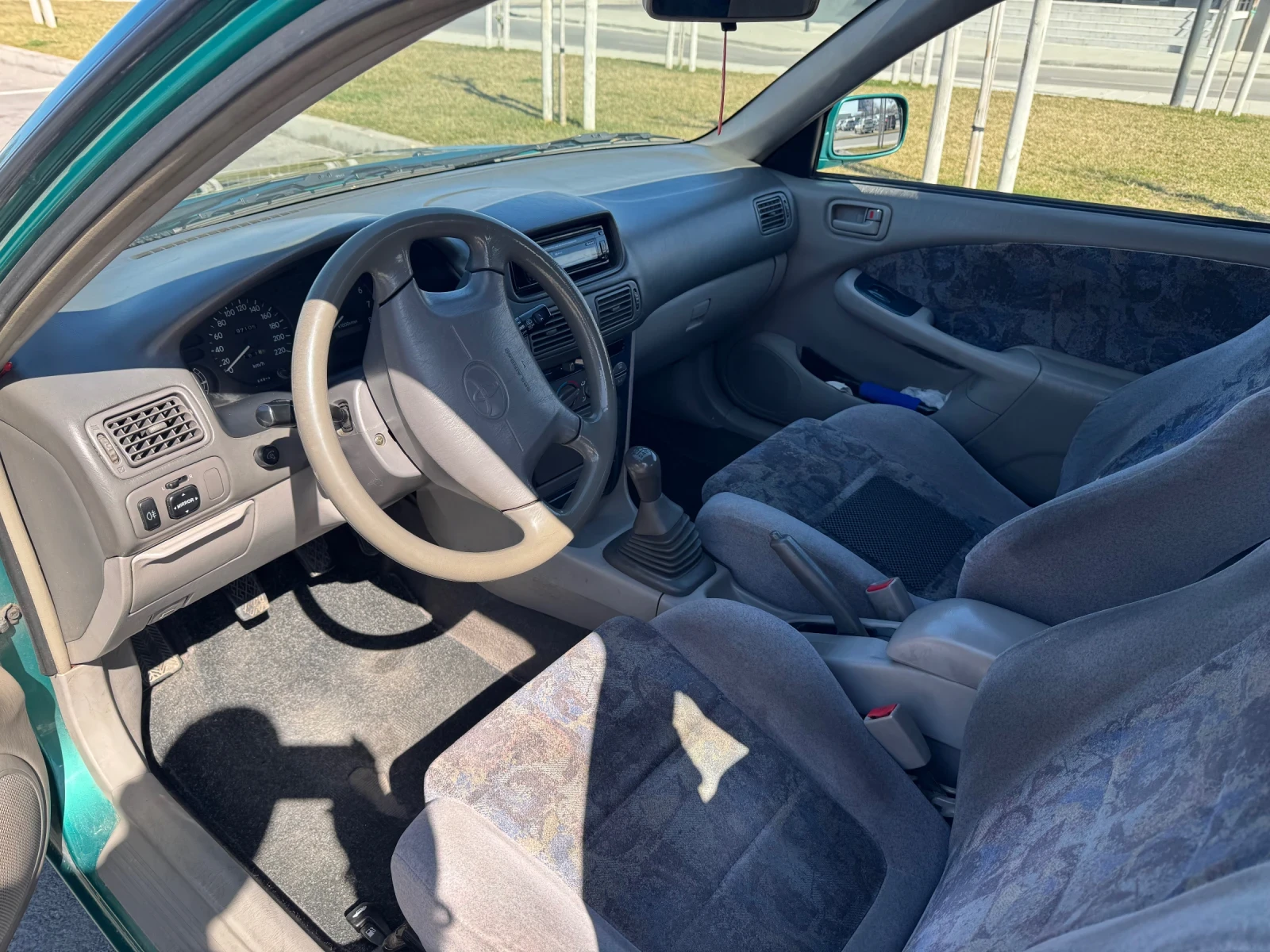 Toyota Corolla 1.4 , снимка 10 - Автомобили и джипове - 53800037