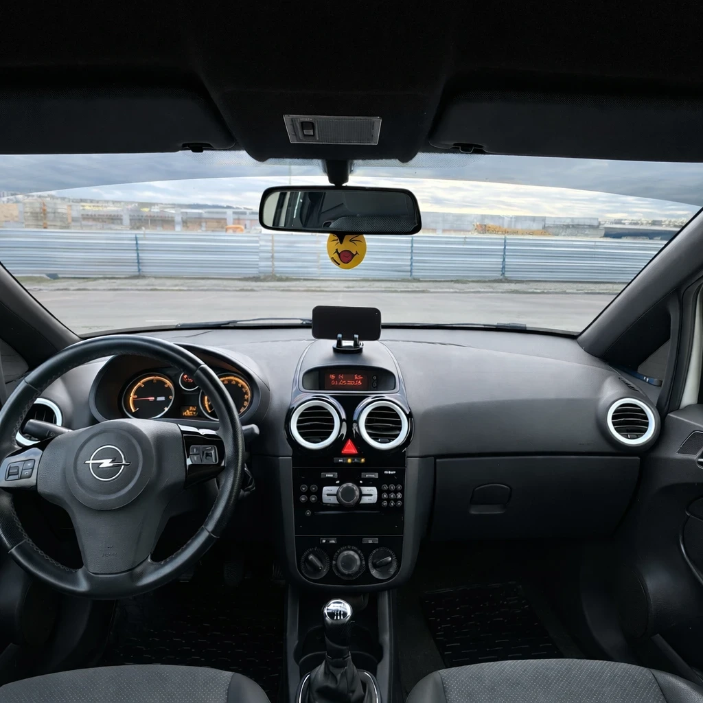 Opel Corsa Opel Corsa 1.3 CDTI Limited Edition   дизел | 2010, снимка 4 - Автомобили и джипове - 53825647