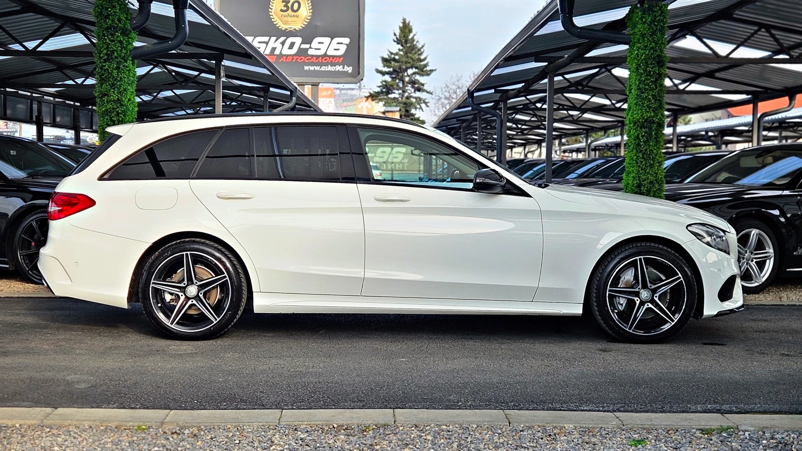 Mercedes-Benz C 220 AMG/4MAT/SHADOW LINE/GERMANY/CAMERA/AMBIENT/AIRMAT, снимка 4 - Автомобили и джипове - 54087520