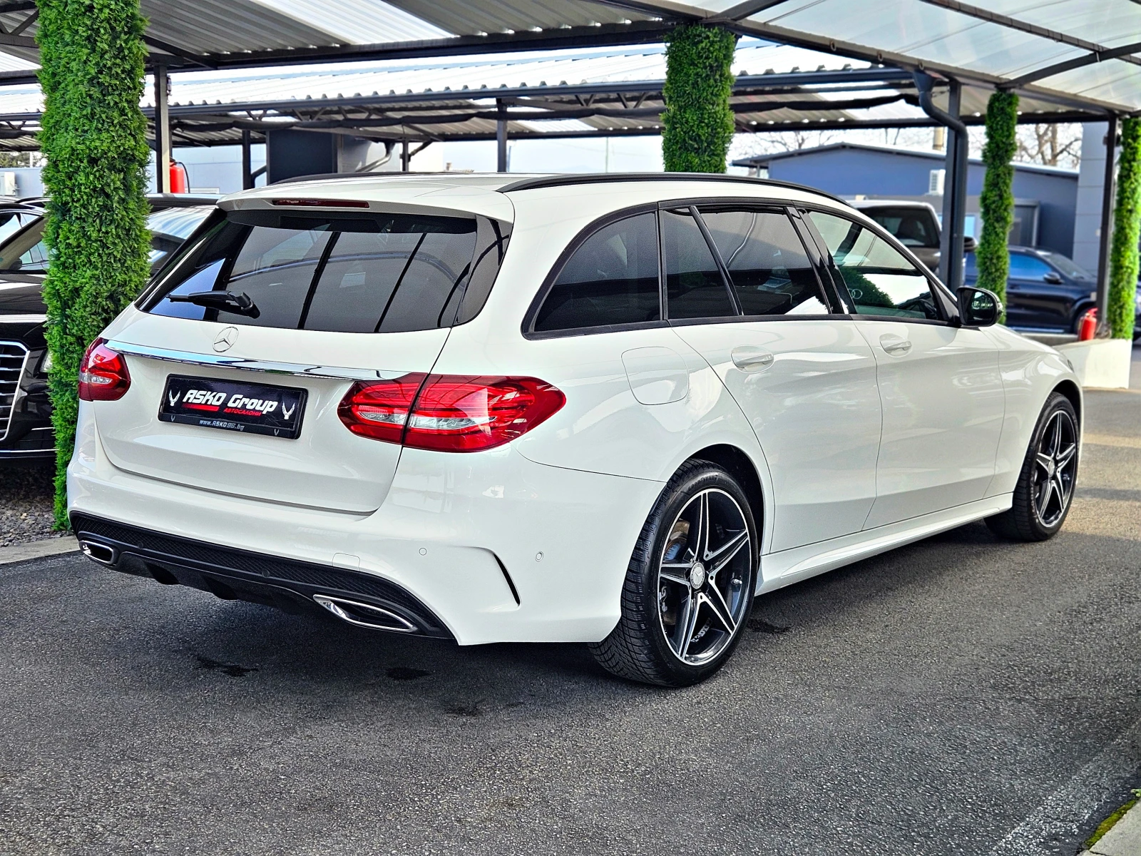 Mercedes-Benz C 220 AMG/4MAT/SHADOW LINE/GERMANY/CAMERA/AMBIENT/AIRMAT, снимка 5 - Автомобили и джипове - 54087520