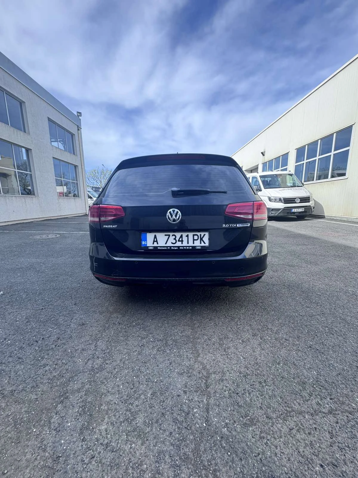 VW Passat, снимка 2 - Автомобили и джипове - 54228678