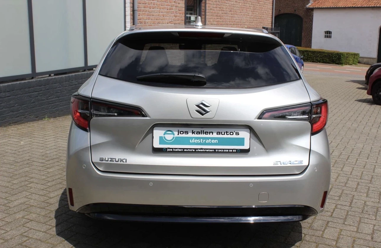 Suzuki Swace 1.8 хибрид 140кс, снимка 5 - Автомобили и джипове - 54510315